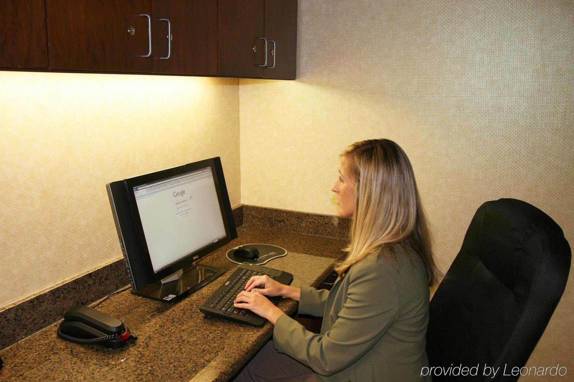 Hampton Inn & Suites Navarre Eksteriør bilde